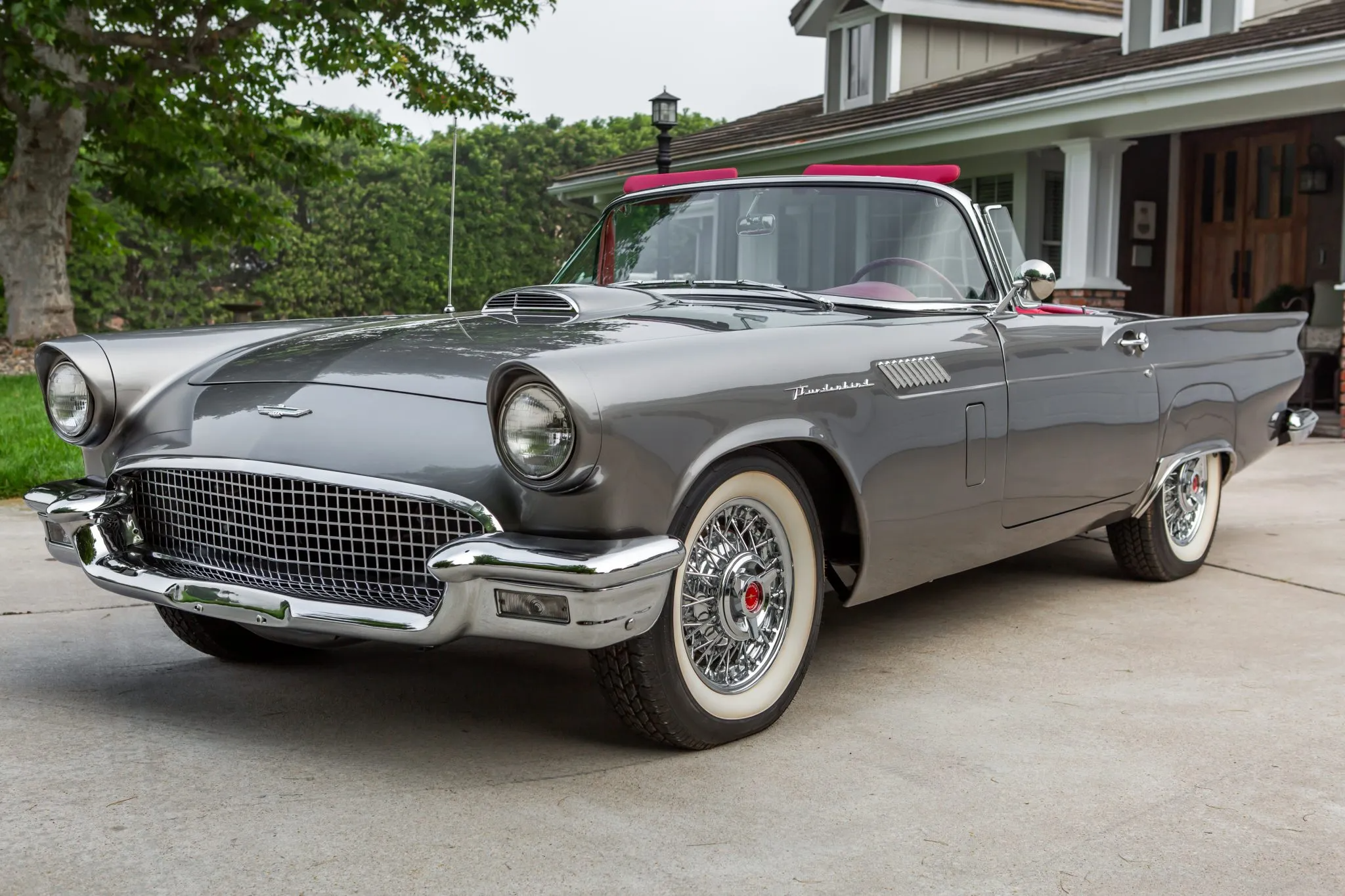 1957 Ford Thunderbird primary image